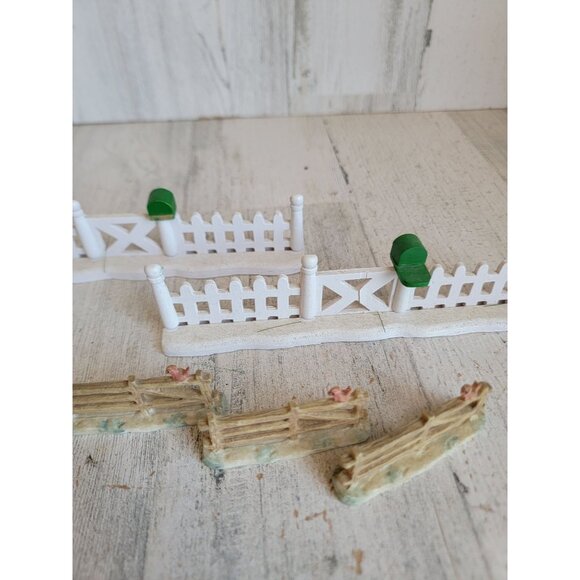 Vintage white picket fence red cardinal bird set village accessory Xmas - Picture 6 of 8